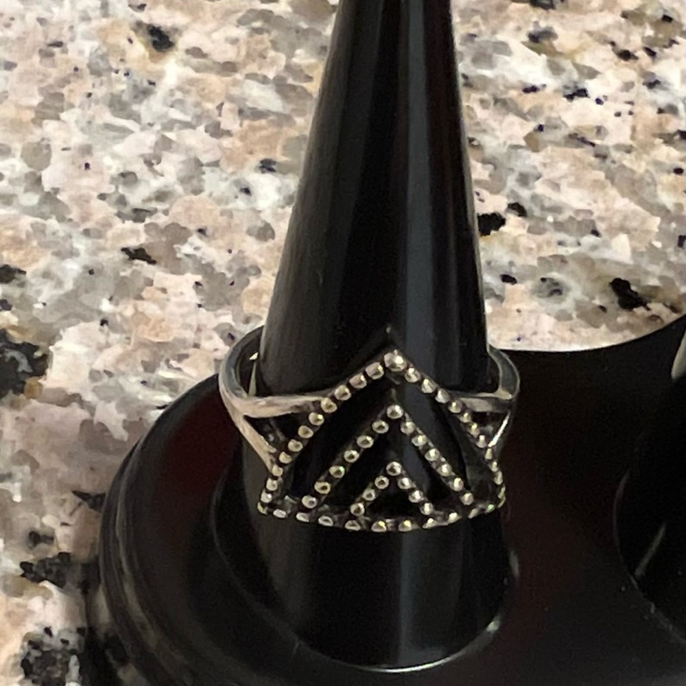 Silver Chevron Ring (Size 8 1/2) - Picture 1 of 3